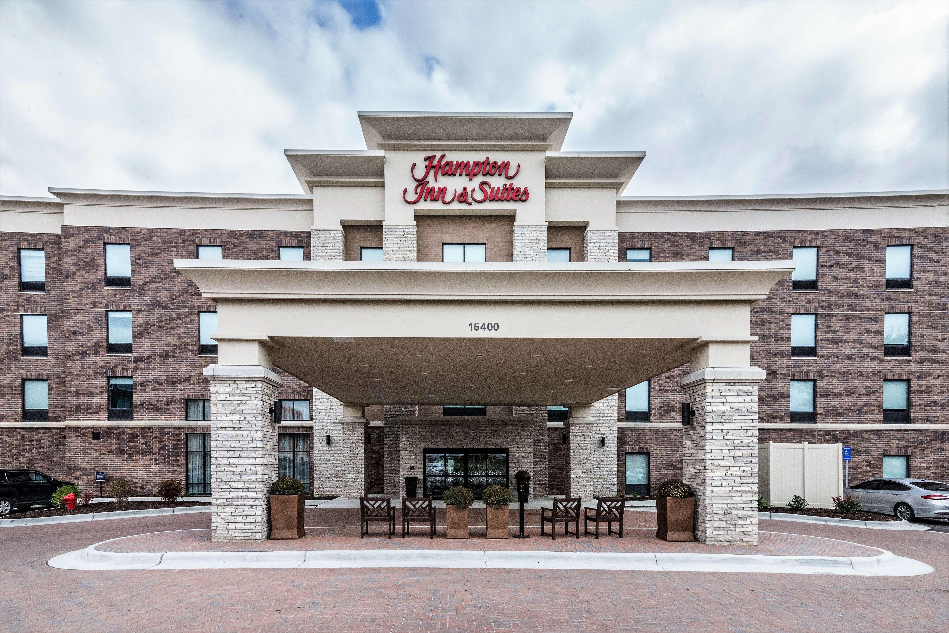 Hampton Inn & Suites - Allen Park Exterior photo